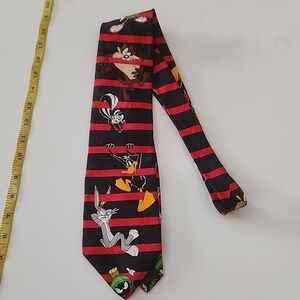 Looney Tunes Character Striped Tie